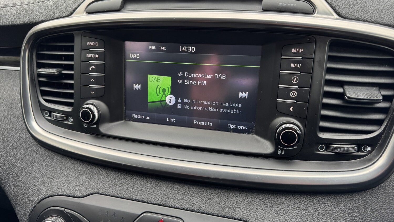 Used Kia Sorento 2015 for sale - 77981825: Photo 19