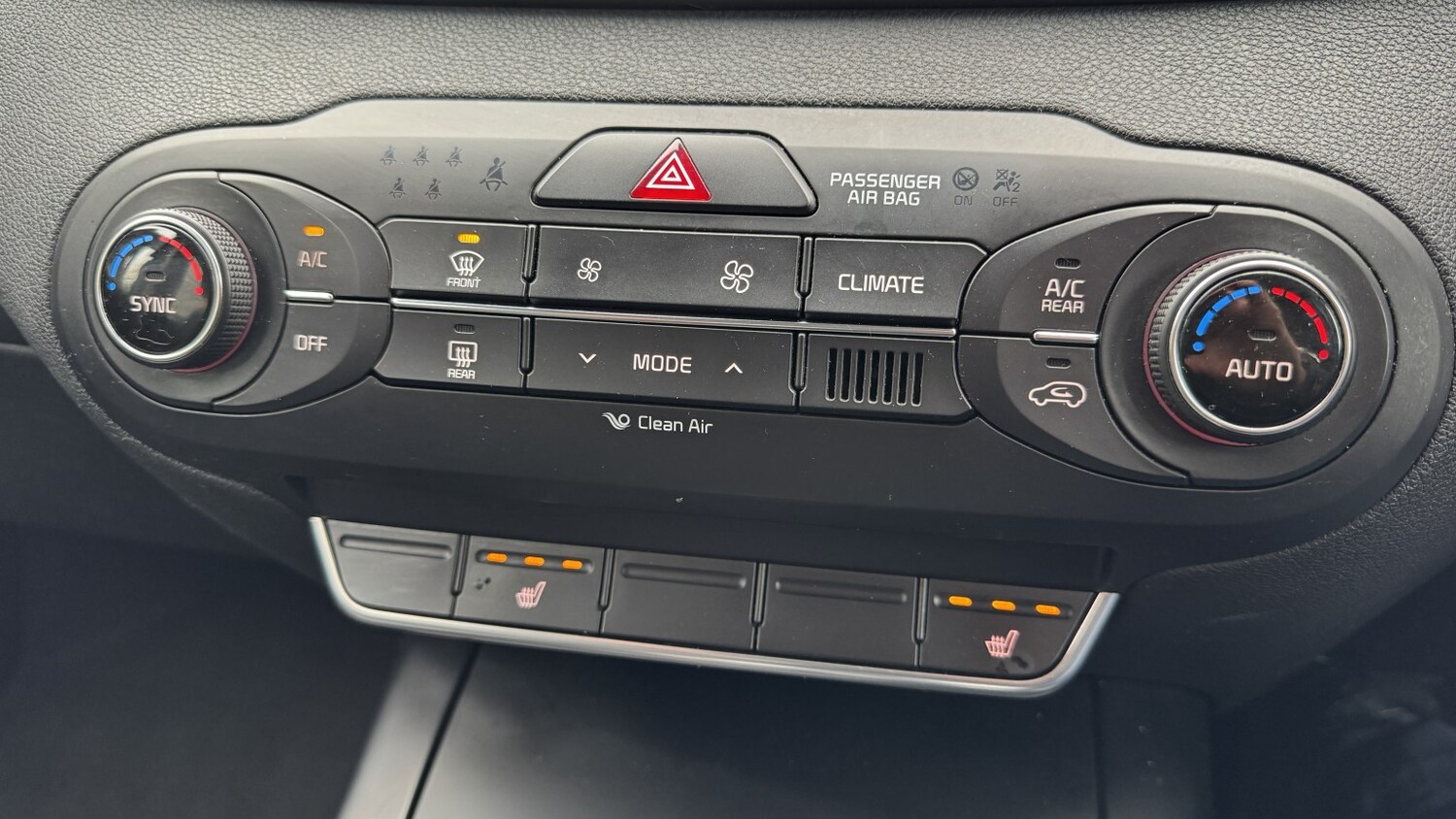 Used Kia Sorento 2015 for sale - 77981825: Photo 21