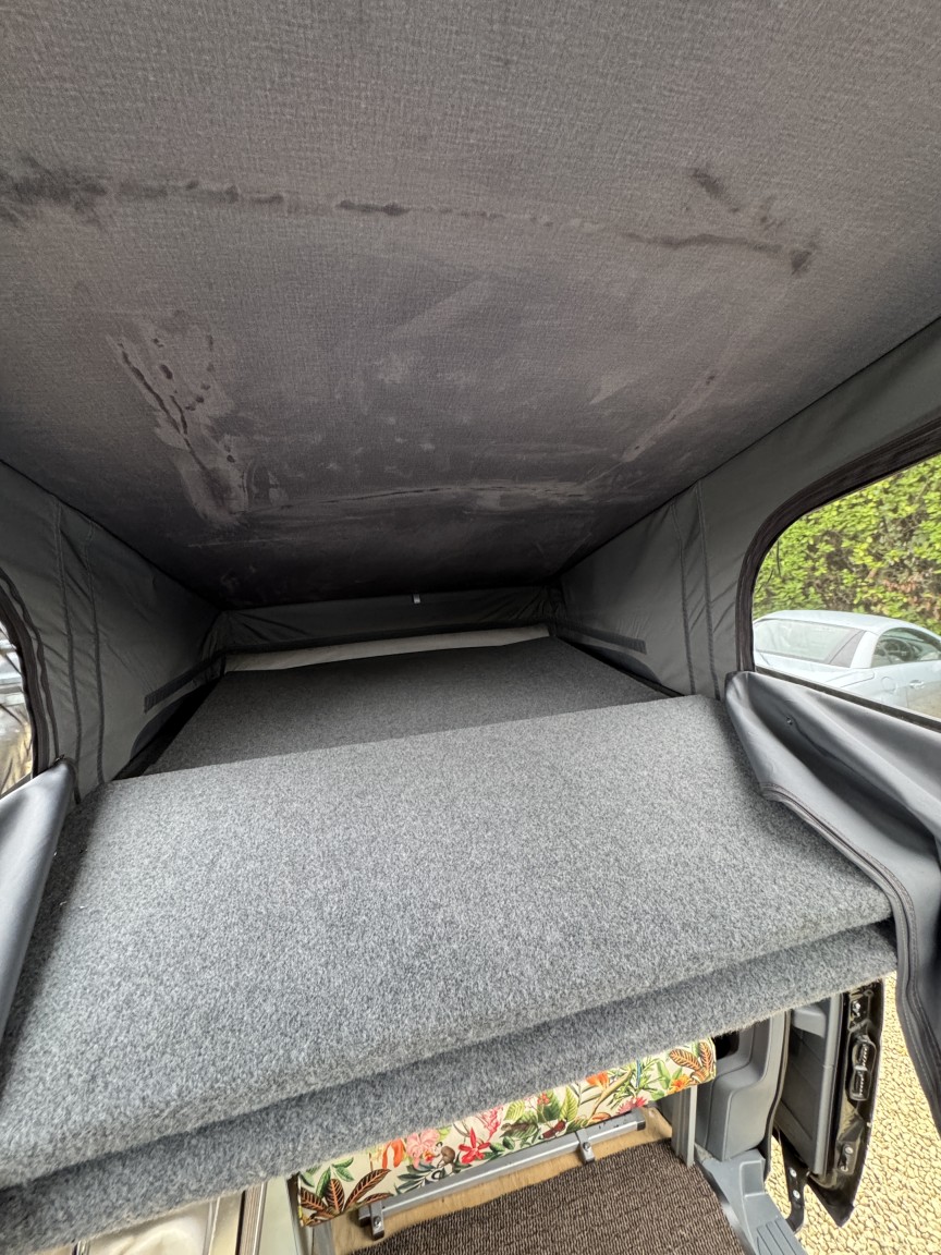 Used Mercedes-Benz V-Class 2022 for sale - 76527389: Photo 15