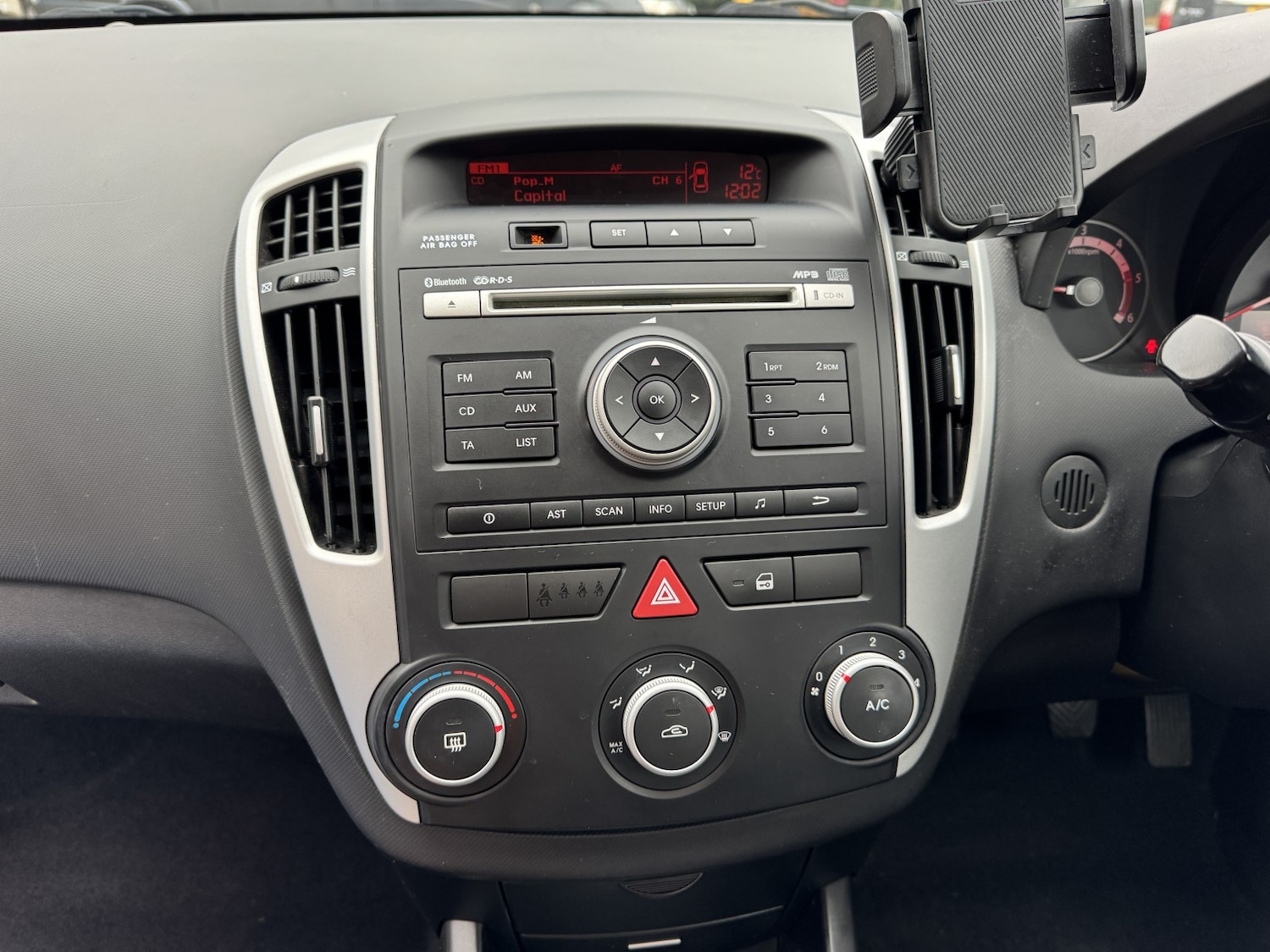 Used Kia Ceed 2012 for sale - 76527338: Photo 13