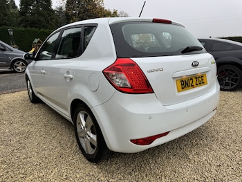 Used Kia Ceed 2012 for sale - 76527338: Photo