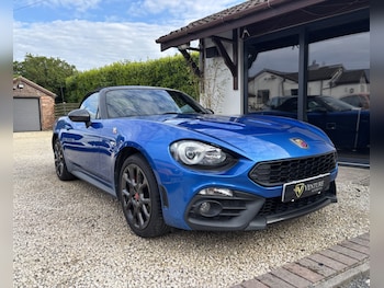 Used Abarth 124 Spider 2018 for sale - 79115518: Photo
