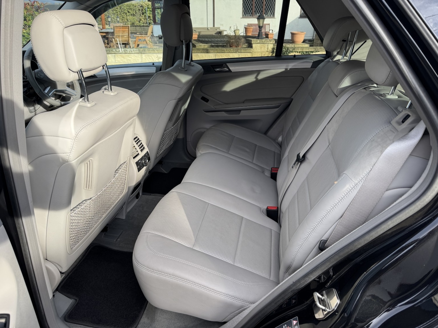 Used Mercedes-Benz M Class 2009 for sale - 76699352: Photo 13