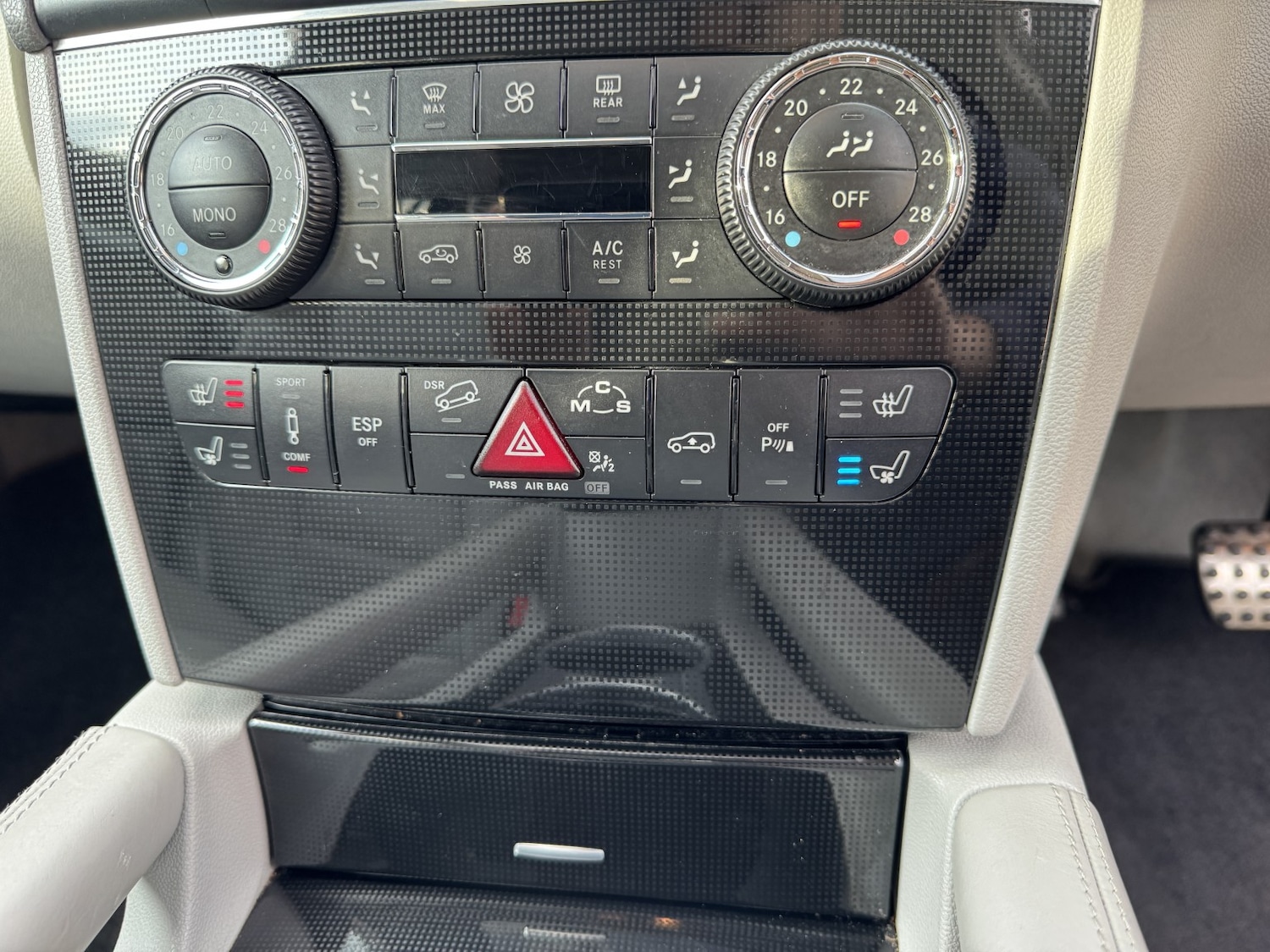 Used Mercedes-Benz M Class 2009 for sale - 76699352: Photo 21