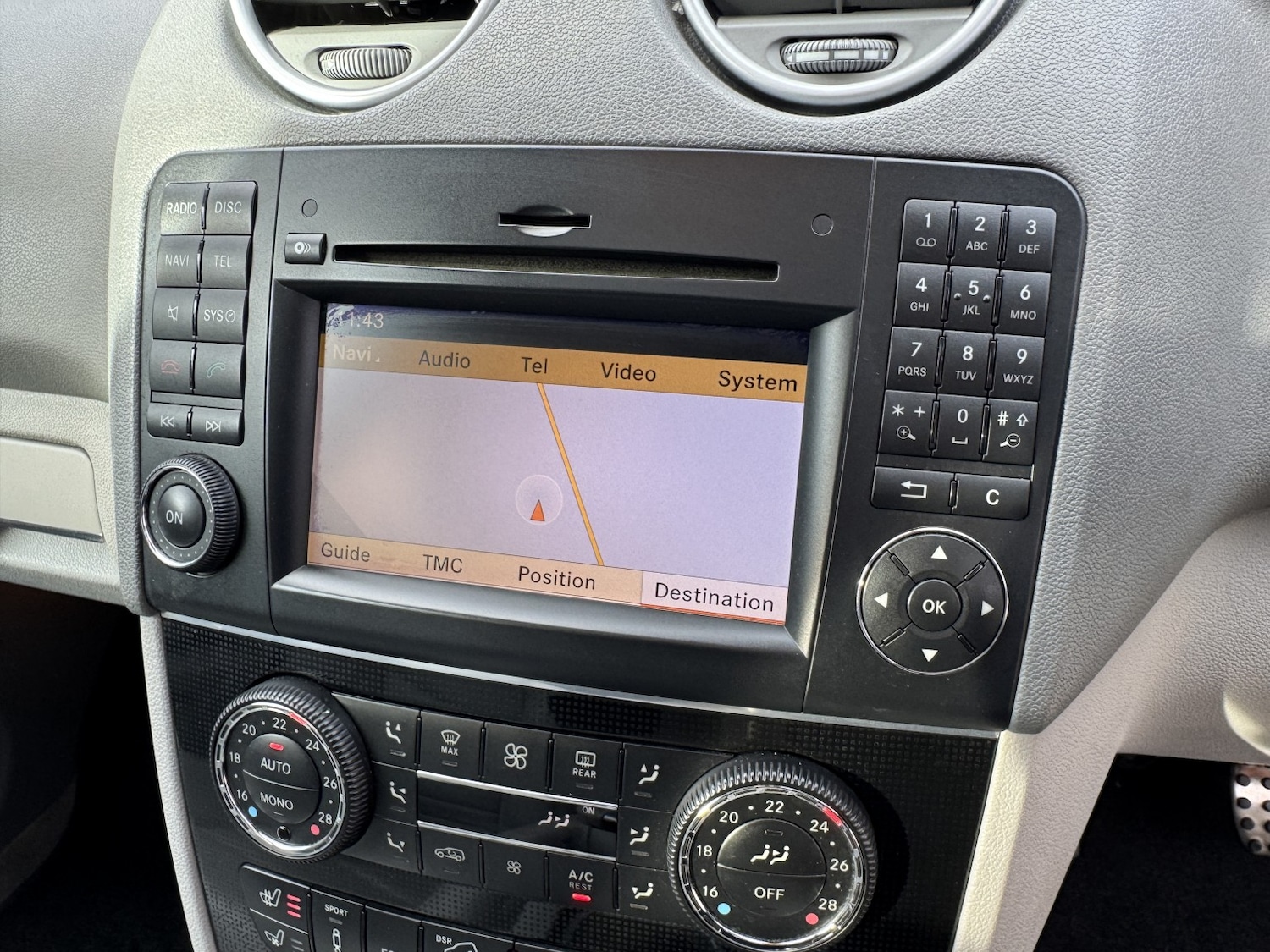 Used Mercedes-Benz M Class 2009 for sale - 76699352: Photo 23