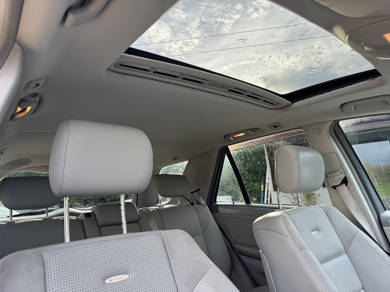 Used Mercedes-Benz M Class 2009 for sale - 76699352: Photo 36