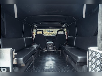 Used Land Rover Defender 110 1987 for sale - 78655333: Photo
