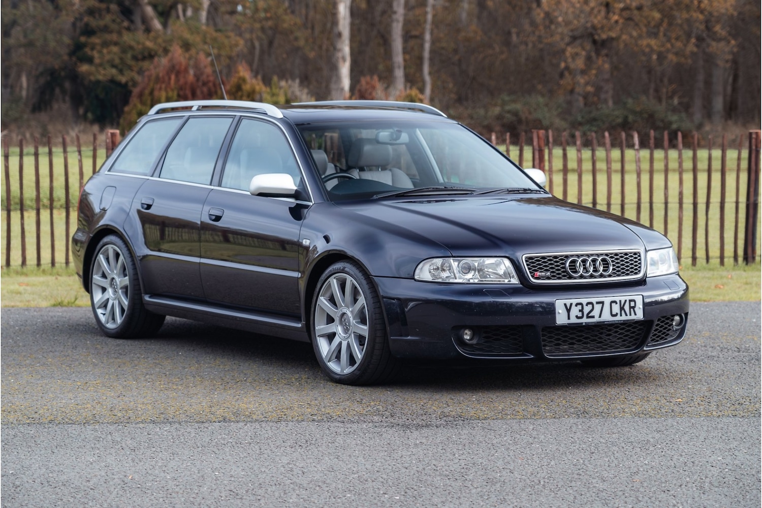 Used Audi RS4 2001 for sale - 76762773: Photo 1