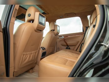 Used Porsche Cayenne 2006 for sale - 78962385: Photo