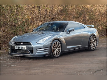 2012 - 3.8 [550] Premium 2dr Auto