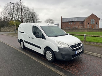 Used Peugeot Partner 2018 for sale - 79358183: Photo