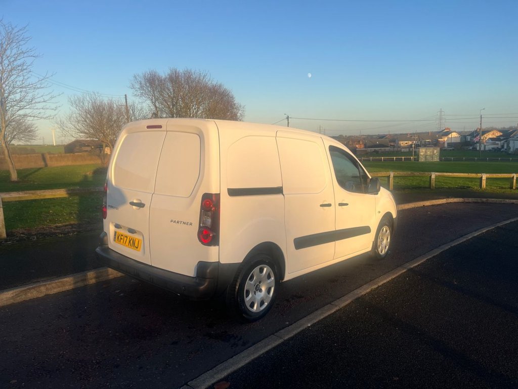 Used Peugeot Partner 2017 for sale - 76784048: Photo 4