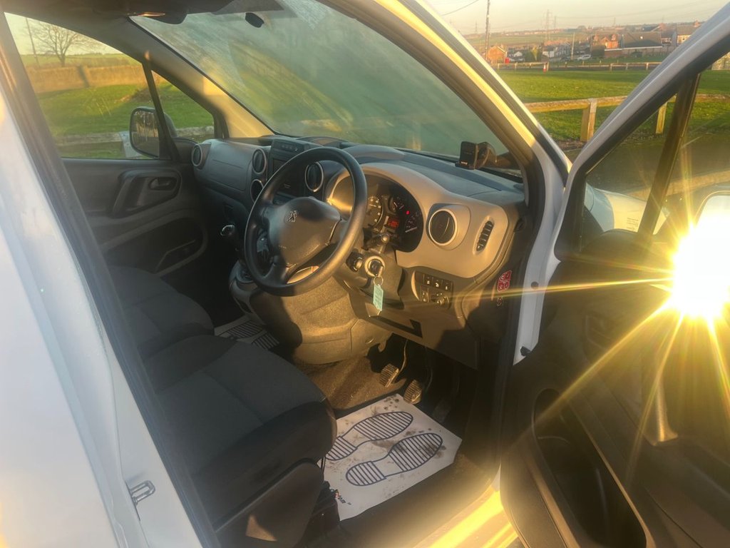 Used Peugeot Partner 2017 for sale - 76784048: Photo 9