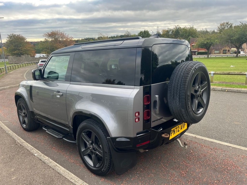 Used Land Rover Defender 2022 for sale - 76345527: Photo 4