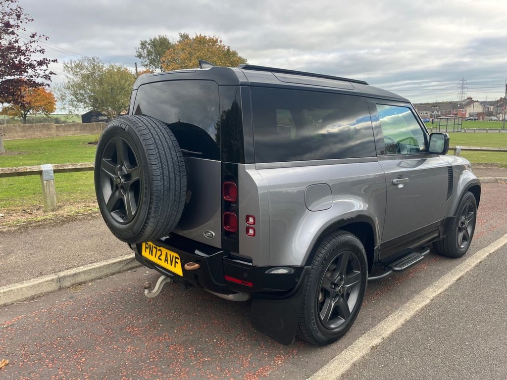 Used Land Rover Defender 2022 for sale - 76345527: Photo 5