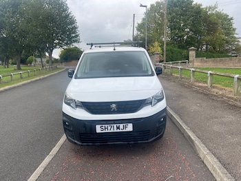 Used Peugeot Partner 2022 for sale - 76010002: Photo