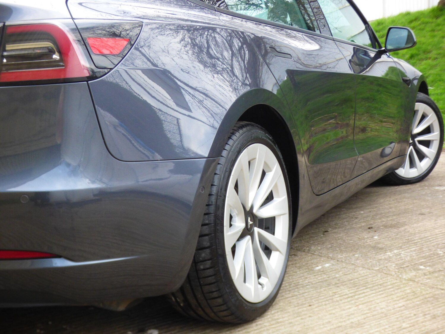 Used Tesla Model 3 2020 for sale - 78064984: Photo 32