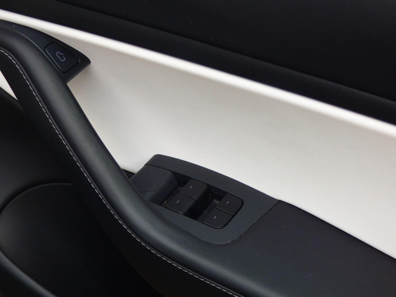 Used Tesla Model 3 2020 for sale - 78064984: Photo 38