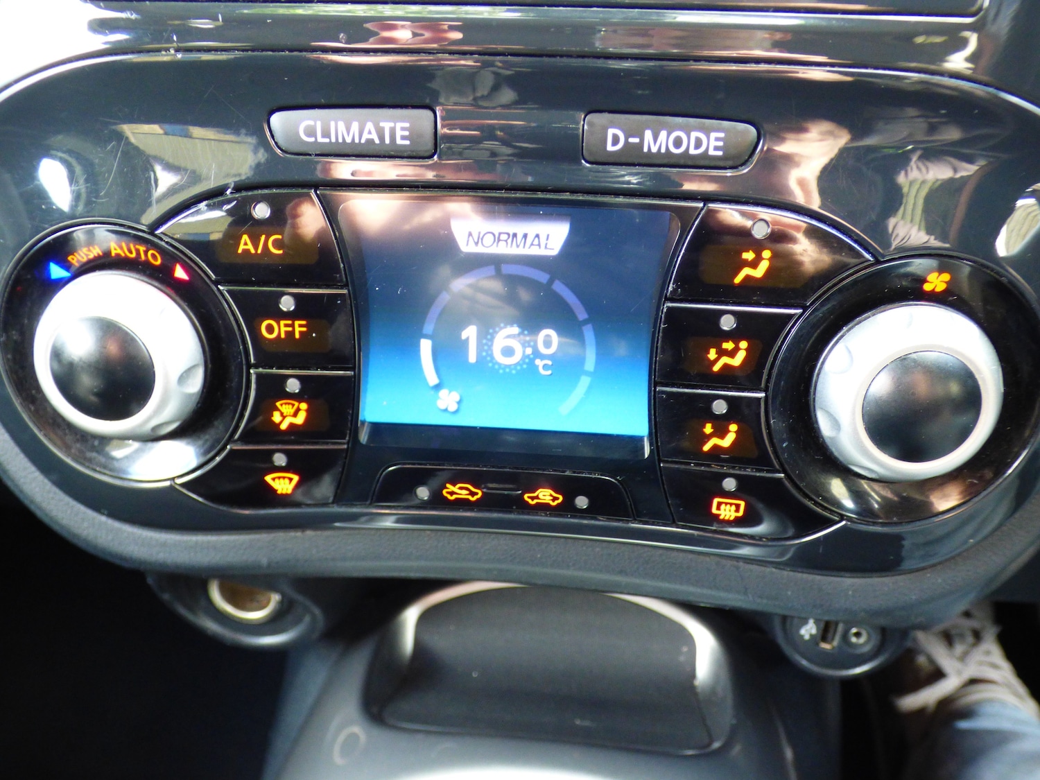 Used Nissan Juke 2012 for sale - 76107070: Photo 22