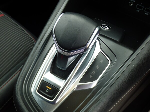 Used Renault Captur 2021 for sale - 74582032: Photo 19