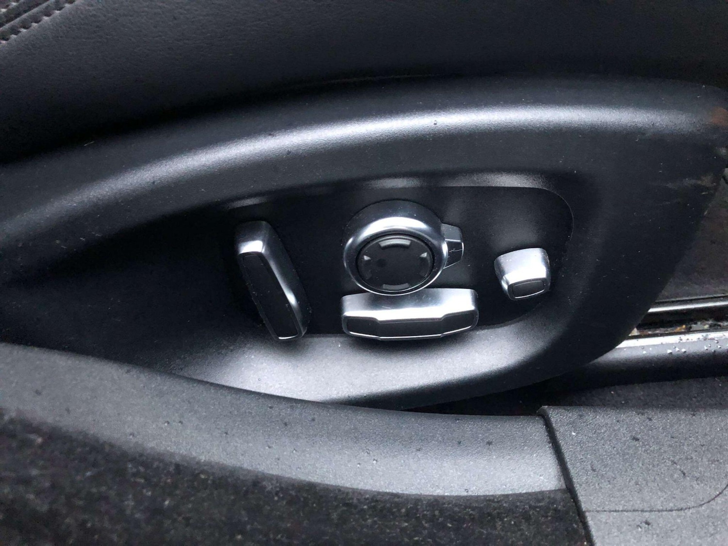 Used Jaguar XE 2018 for sale - 77692007: Photo 23