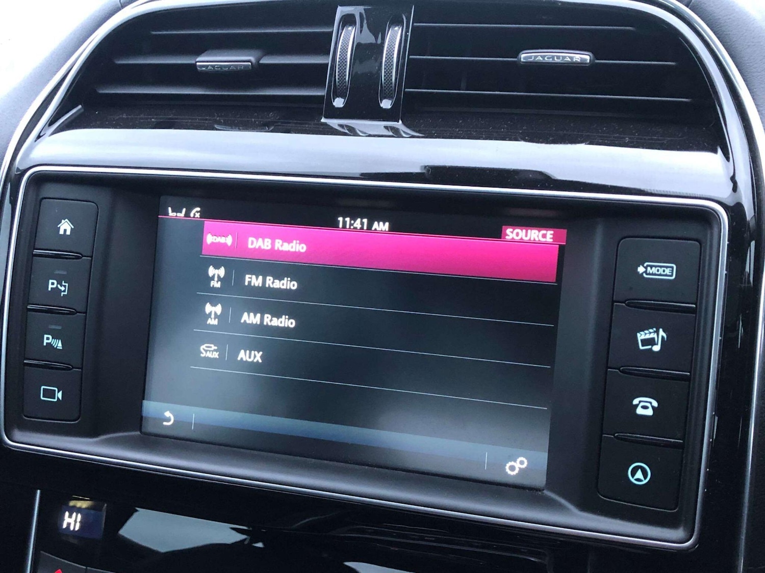 Used Jaguar XE 2018 for sale - 77692007: Photo 26