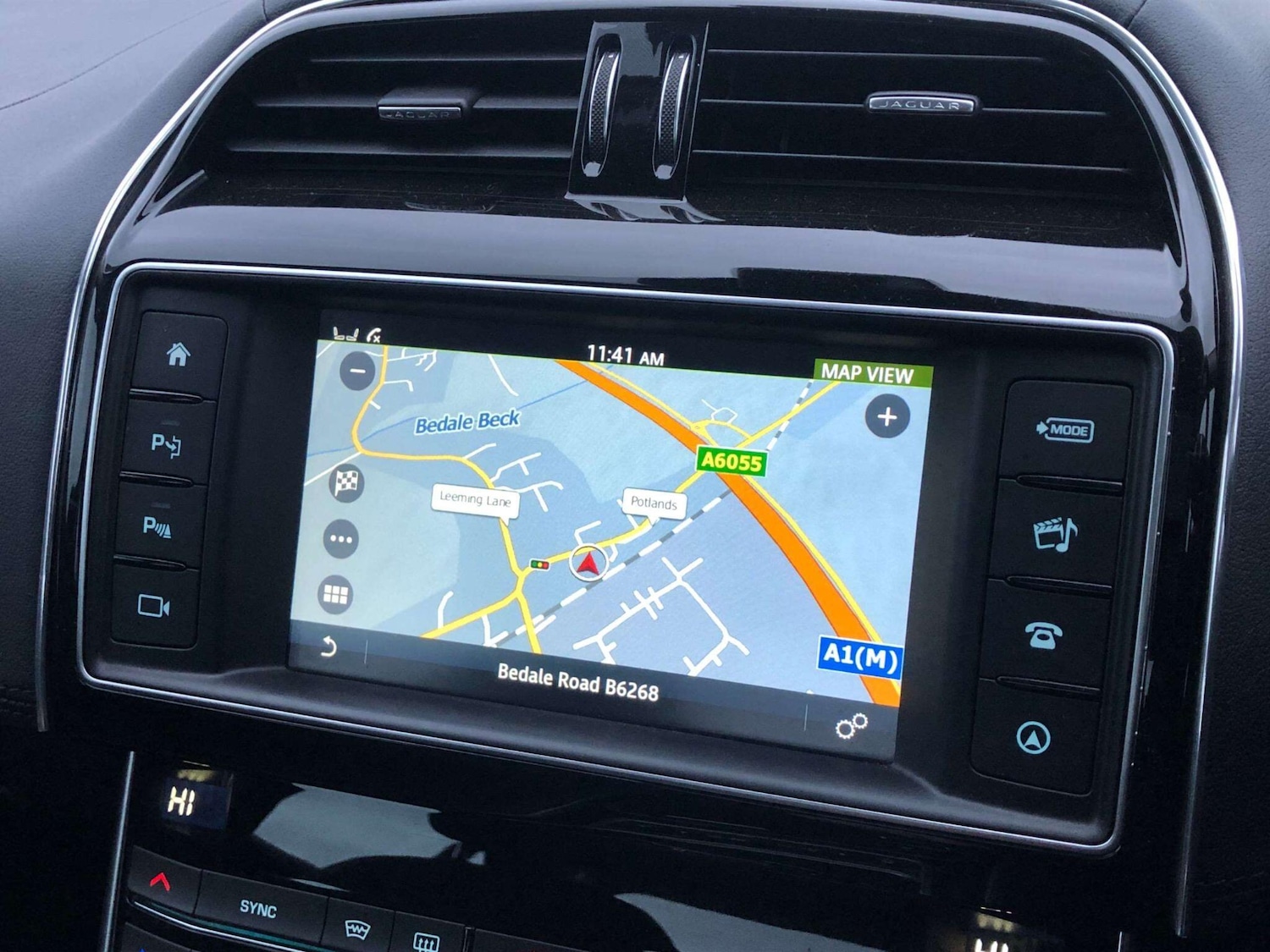 Used Jaguar XE 2018 for sale - 77692007: Photo 6