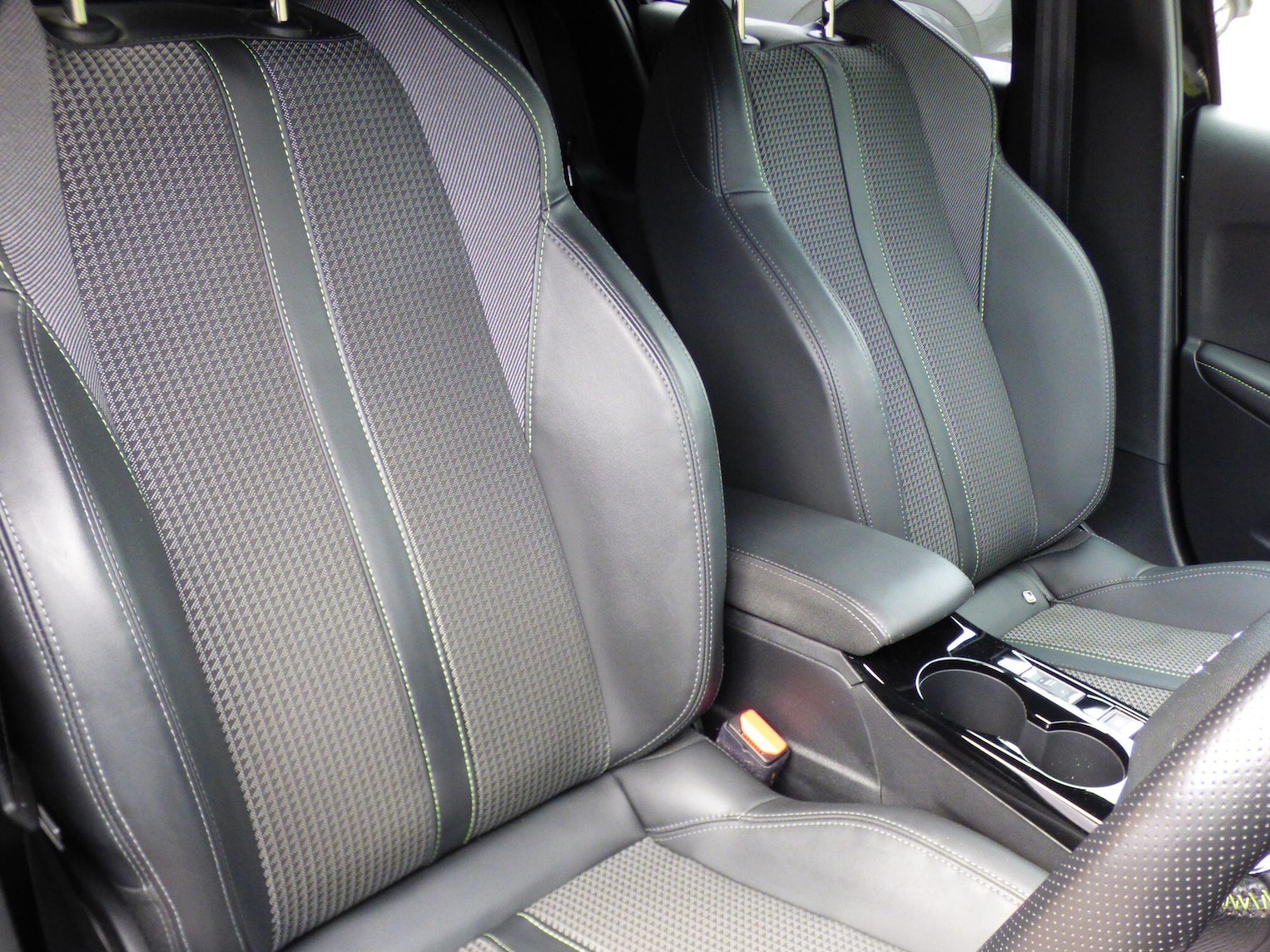 Used Peugeot 208 2021 for sale - 76577417: Photo 14