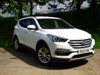 Used Hyundai Santa Fe 2017 for sale - 79397360: Photo