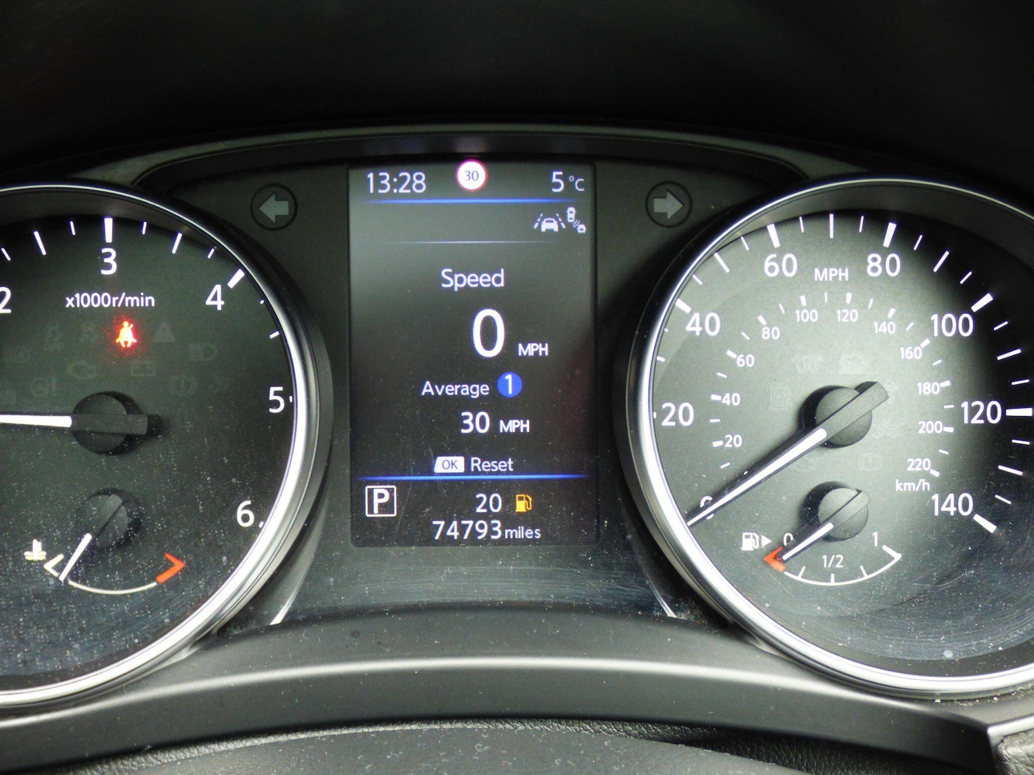 Used Nissan Qashqai 2019 for sale - 77654085: Photo 32