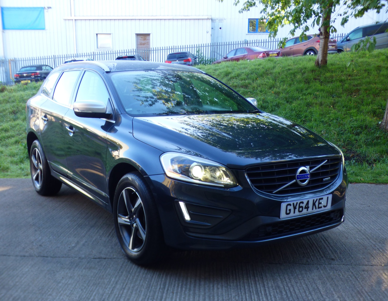 Used Volvo XC60 2014 for sale - 76036535: Photo 4