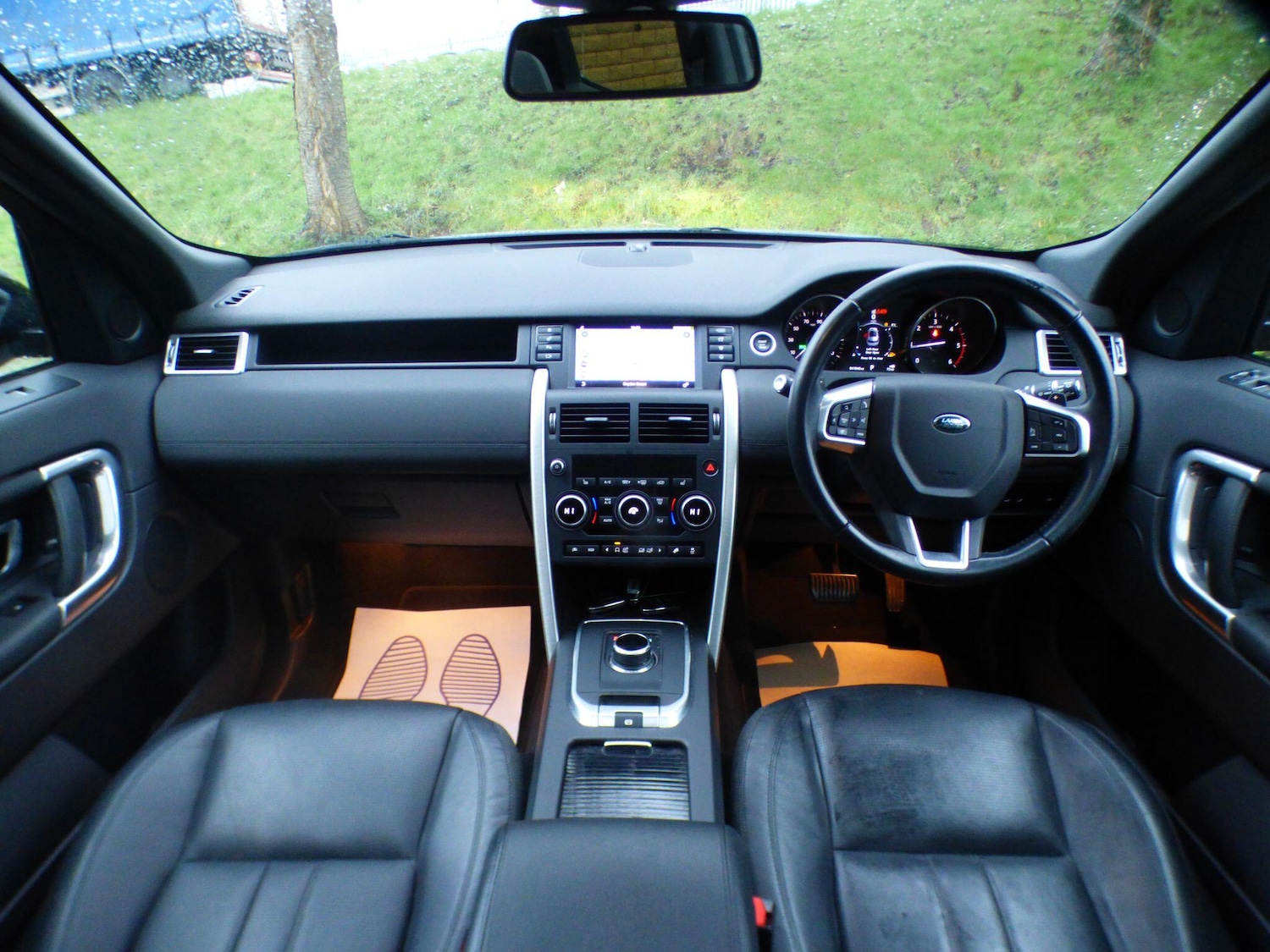 Used Land Rover Discovery Sport 2017 for sale - 77506119: Photo 40