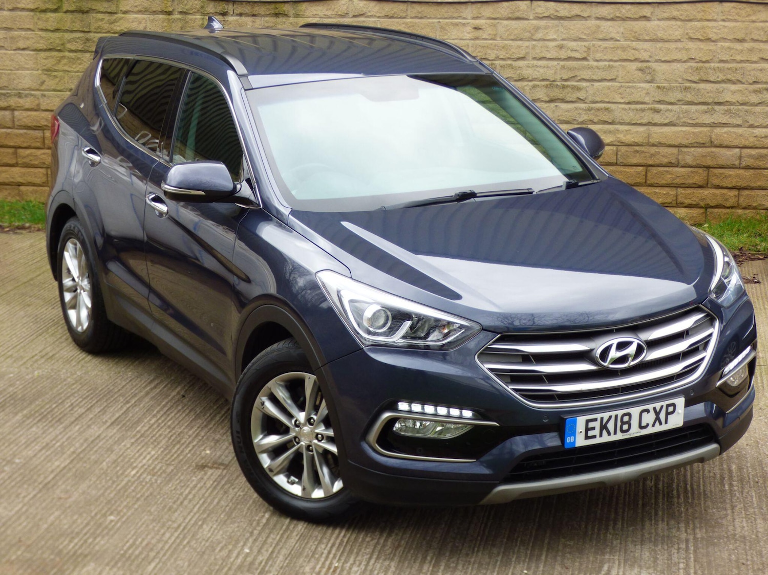 Used Hyundai Santa Fe 2018 for sale - 77904315: Photo 28