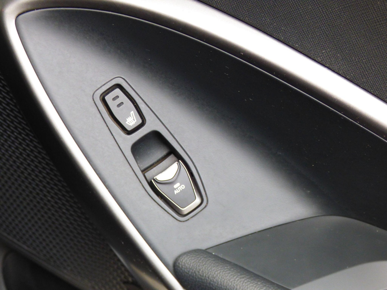 Used Hyundai Santa Fe 2018 for sale - 77904315: Photo 33