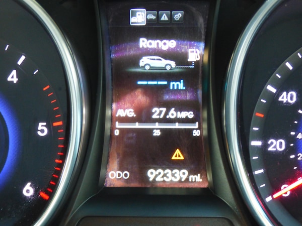 Used Hyundai Santa Fe 2015 for sale - 76082412: Photo 10