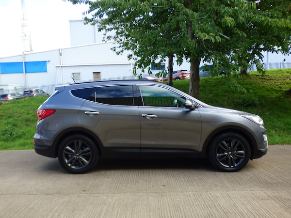 Used Hyundai Santa Fe 2015 for sale - 76082412: Photo 12