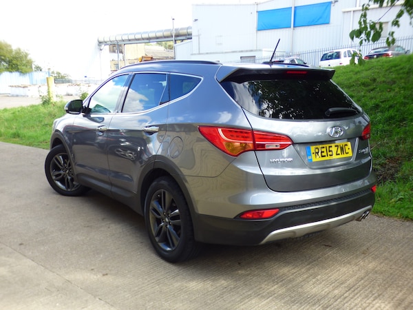 Used Hyundai Santa Fe 2015 for sale - 76082412: Photo 28