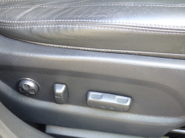 Used Hyundai Santa Fe 2015 for sale - 76082412: Photo 31