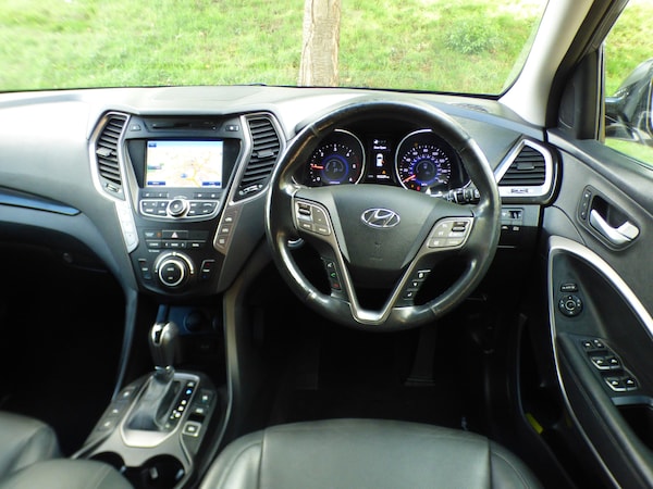 Used Hyundai Santa Fe 2015 for sale - 76082412: Photo 38
