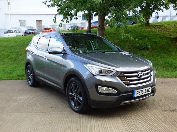 Used Hyundai Santa Fe 2015 for sale - 76082412: Photo 4