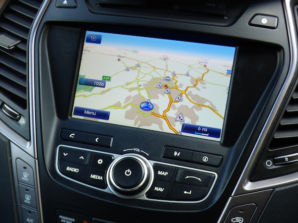 Used Hyundai Santa Fe 2015 for sale - 76082412: Photo 6