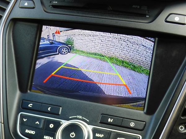 Used Hyundai Santa Fe 2015 for sale - 76082412: Photo 7