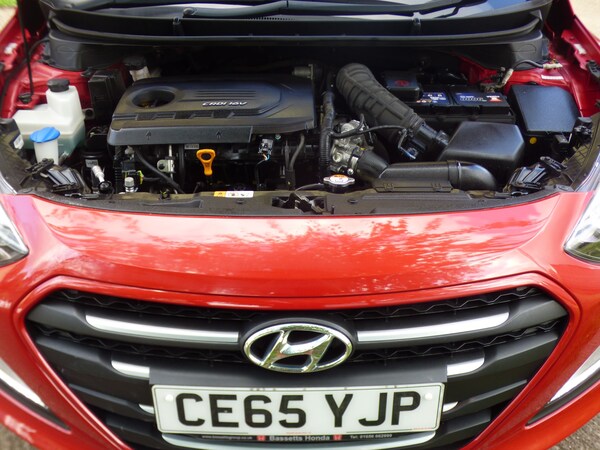 Used Hyundai i30 2015 for sale - 75620944: Photo 15