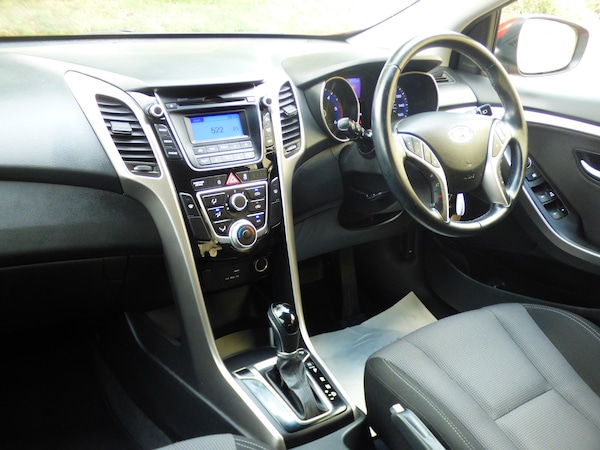 Used Hyundai i30 2015 for sale - 75620944: Photo 3
