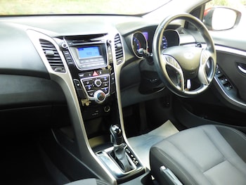 Used Hyundai i30 2015 for sale - 75620944: Photo