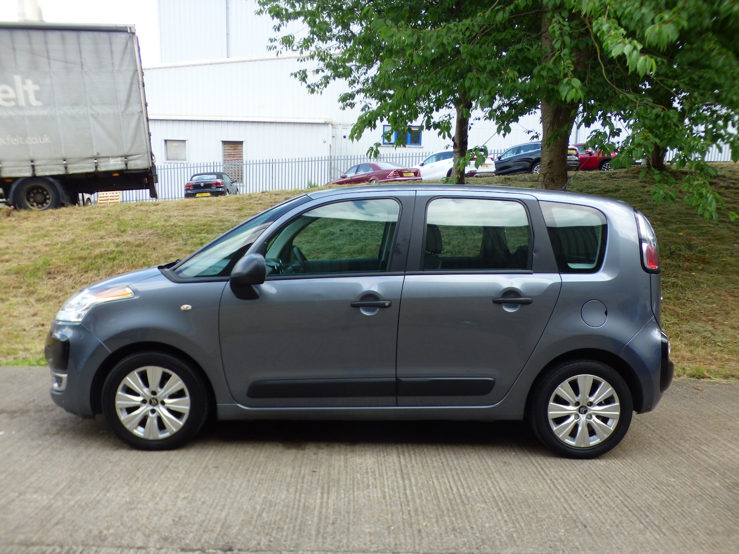 Vehicle 19