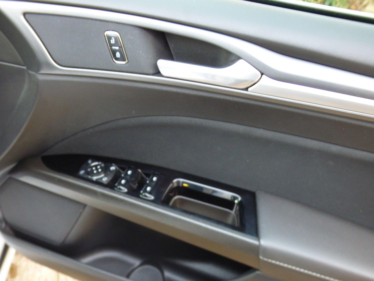 Used Ford Mondeo 2016 for sale - 77417541: Photo 17