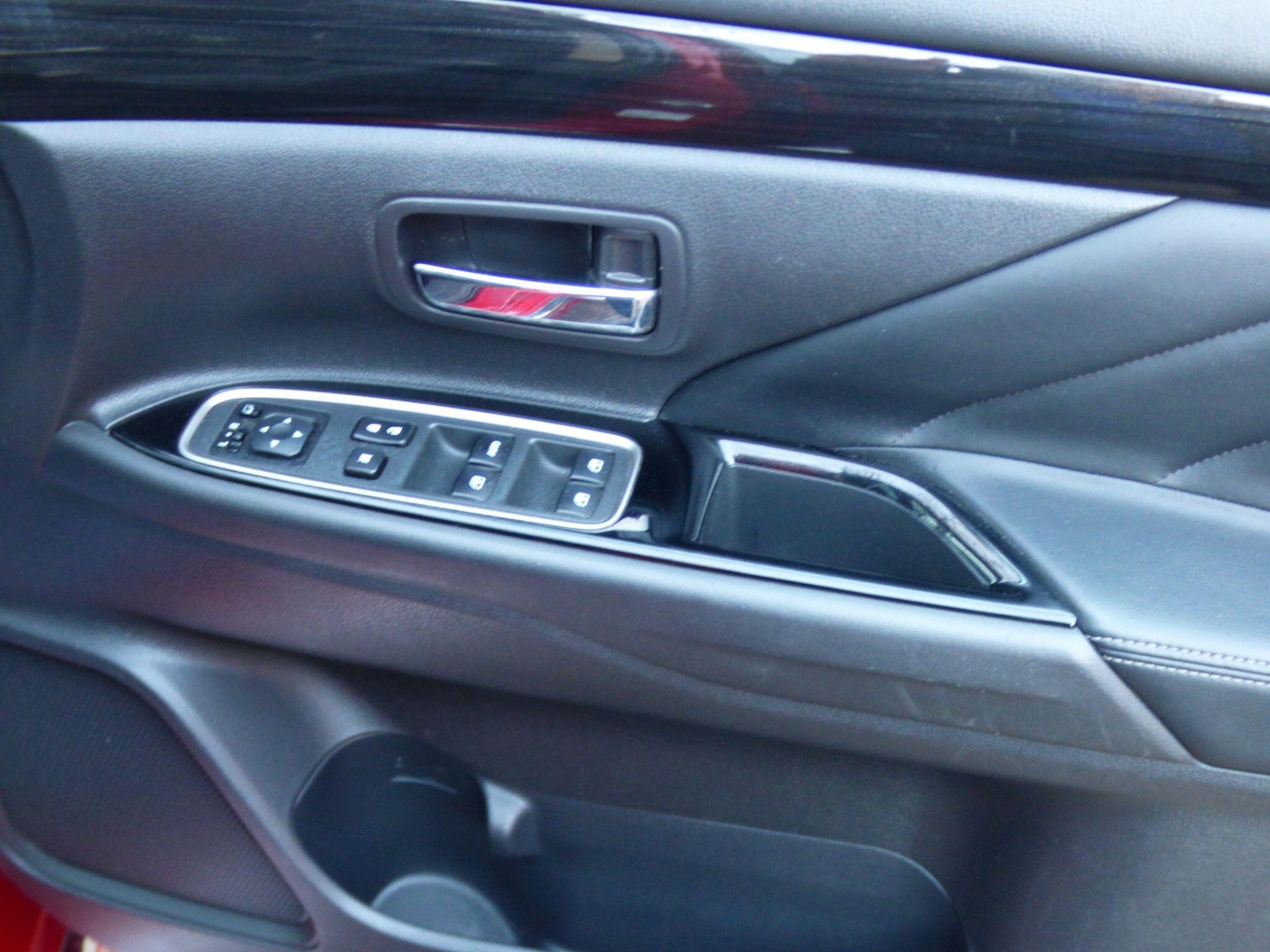 Used Mitsubishi Outlander 2016 for sale - 76922708: Photo 27