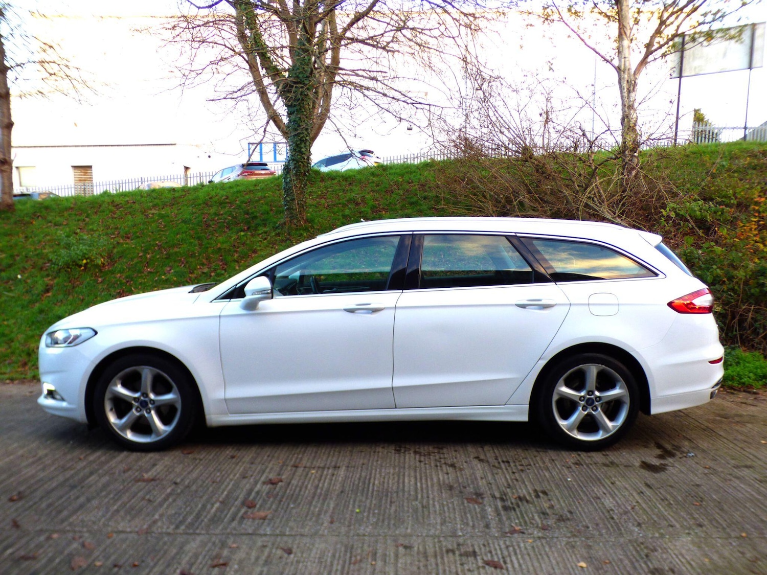 Used Ford Mondeo 2016 for sale - 76604315: Photo 27