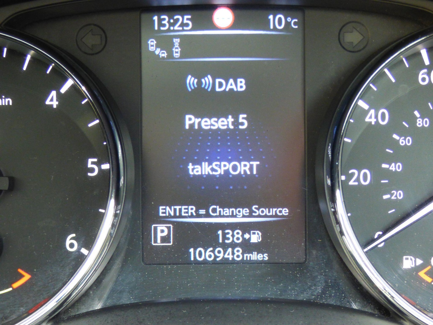 Used Nissan Qashqai 2014 for sale - 76909285: Photo 11